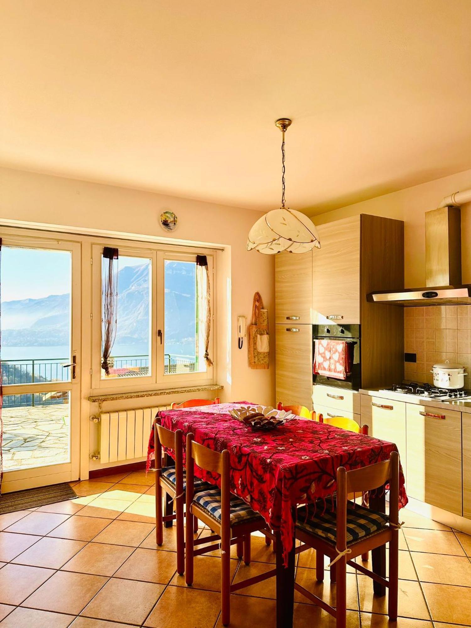 Le Palme House Rifugio Romantico & Late Check-Out Perledo Exterior photo